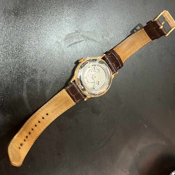 Orient Bambino Open Heart gold & brown. Like new - Picture 4 of 5